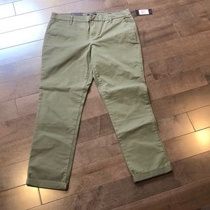 NWT Tommy Hilfiger olive green pants